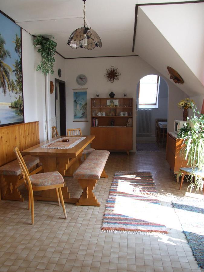 Revesz Vendeghaz Hotel Harkány Стая снимка