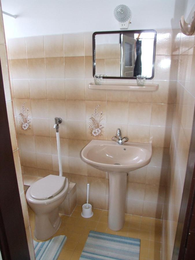 Revesz Vendeghaz Hotel Harkány Стая снимка