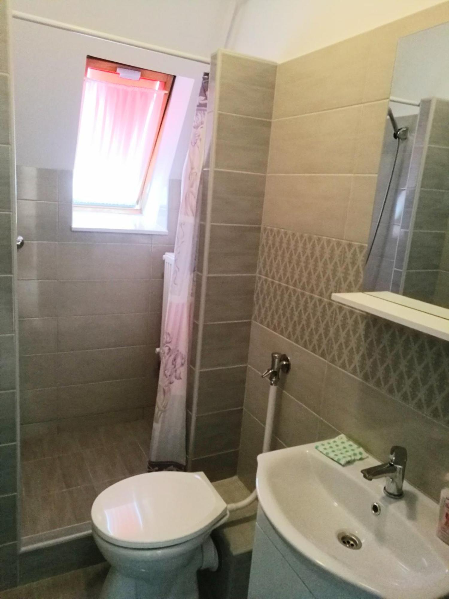 Revesz Vendeghaz Hotel Harkány Екстериор снимка