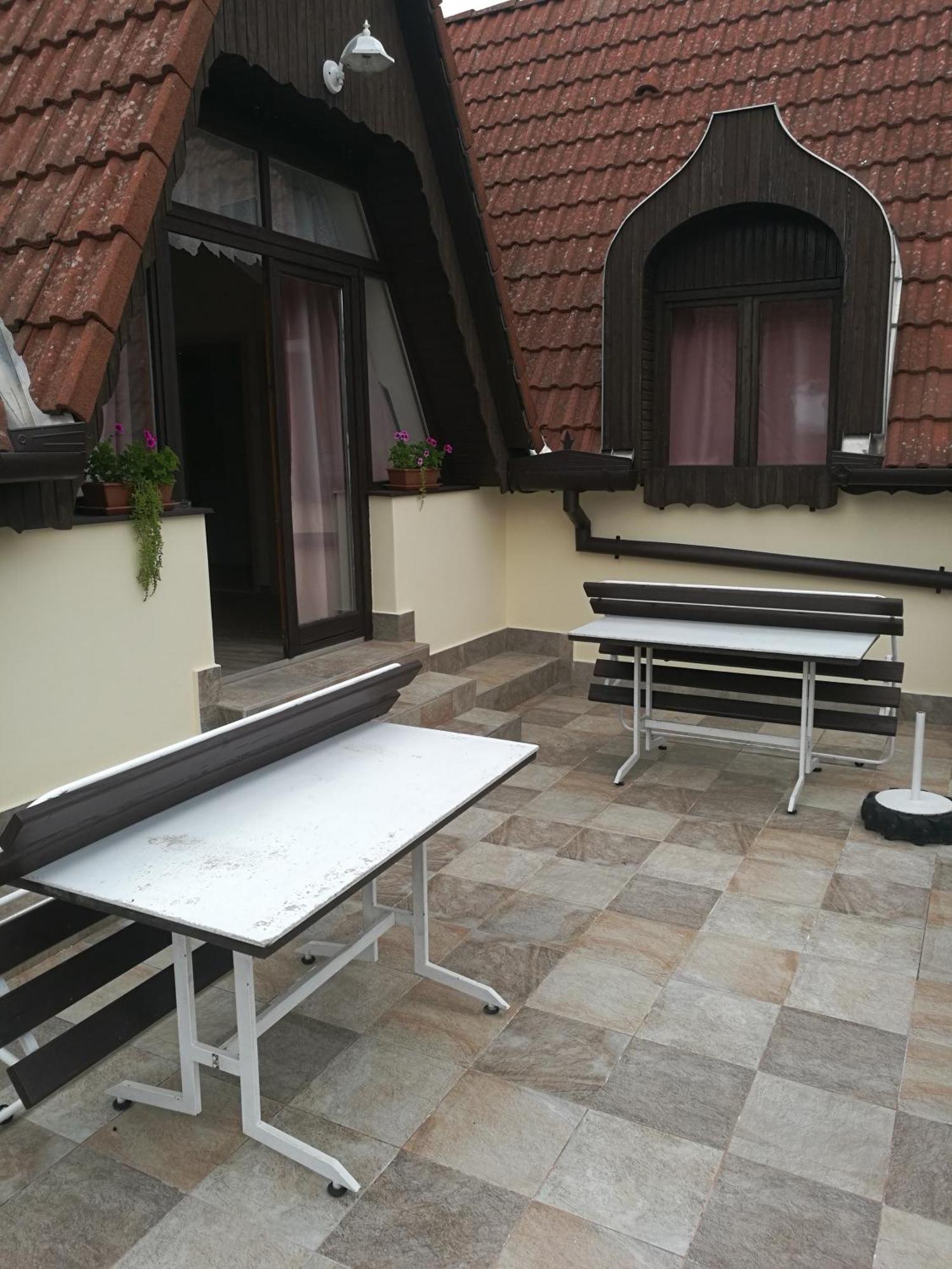Revesz Vendeghaz Hotel Harkány Екстериор снимка